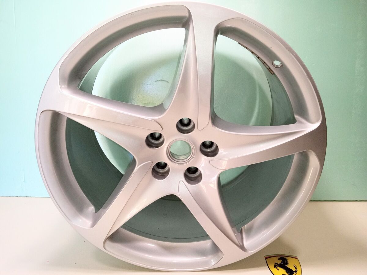 Ferrari FF Rear Wheel Rim_10.5X20 Ferrari FF Rear Wheel Rim_10.5X20