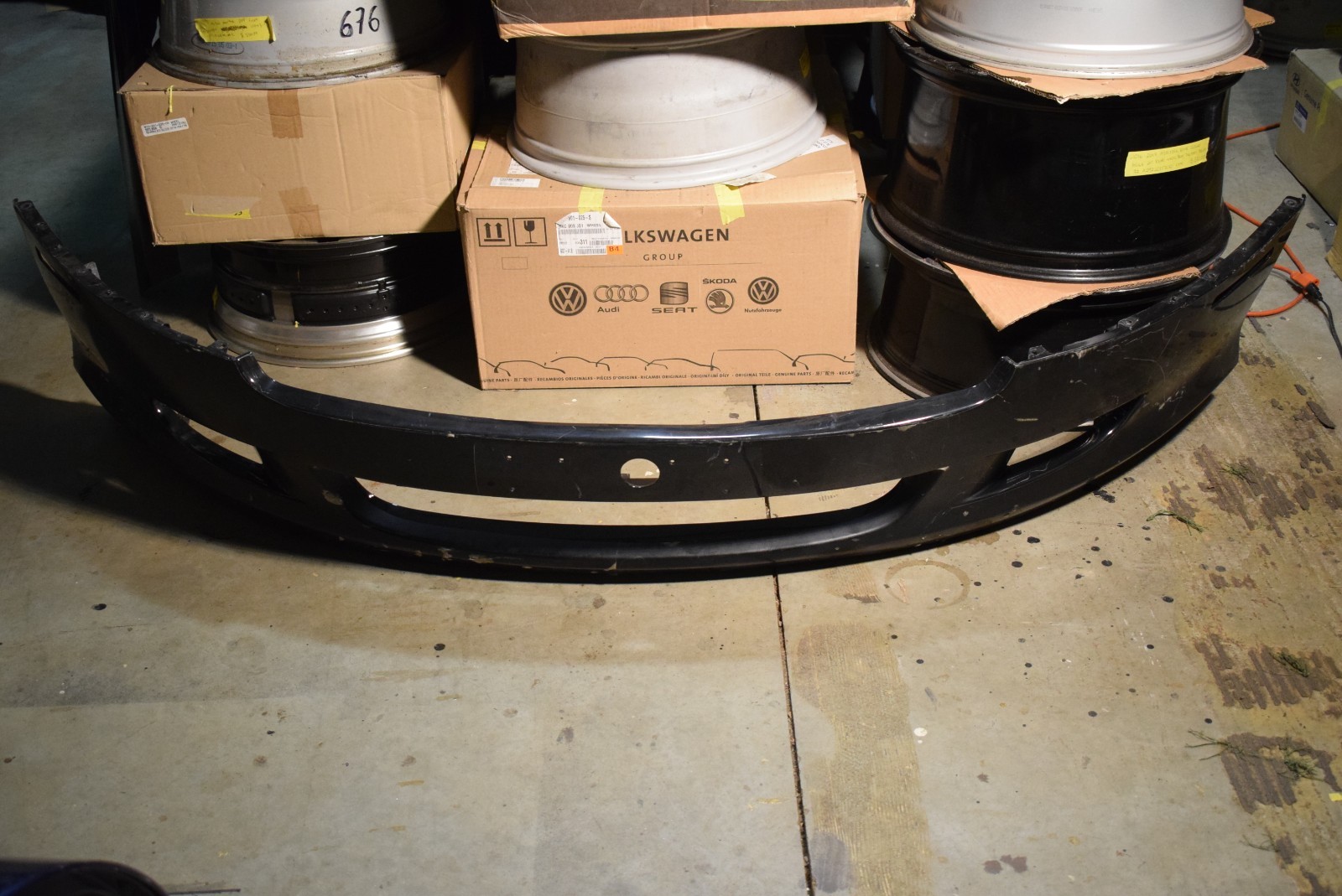 ASTON MARTIN DB9 FRONT BUMPER COVER OEM 2005 2006 2007 2008 