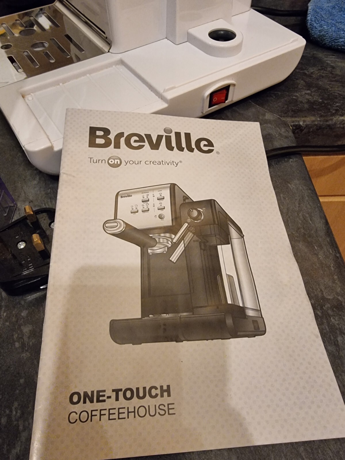 Breville Curve VCF108 One Touch Easy Measure Coffee Maker Machine White