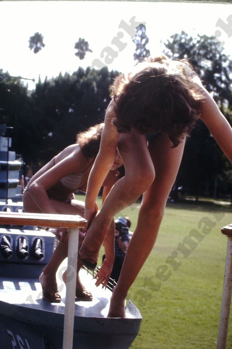 1982 voyeur candid girls in swimsuit vintage 35mm SLIDE Gt9 | eBay
