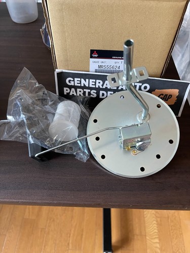 Genuine MITSUBISHI OEM LANCER EVO5 EVO6 CP9A Fuel Tankh Gauger Unit MR555624 - 第 1/11 張圖片