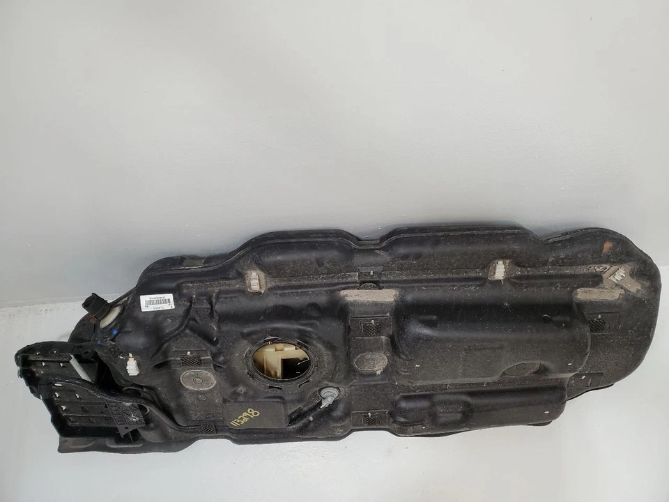 2015-2017 KIA SEDONA Fuel Tank 21 Gallon 31150A9500 15-17      Foto 2 de 4