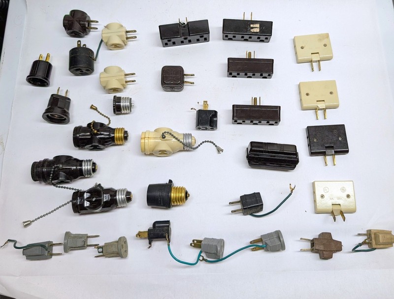 VINTAGE LOT ELECTRICAL ADAPTERS PLUGS SOCKETS SWITCHES CORD CAPS some BAKELITE