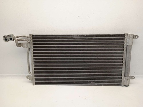 6R0820411D KONDENSATOR / KÜHLER DER KLIMAANLAGE KONDENSATOR / 832382 FÜR SEAT IB