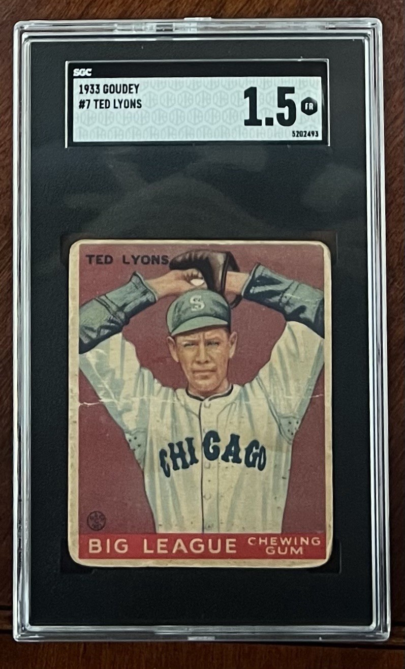 1933 Goudey Big League Chewing Gum - R319 Ted Lyons #7 (RC)