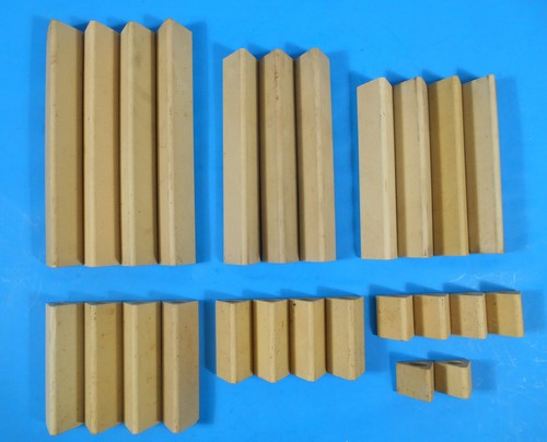 Lot of 25 Various Sizes Triangle High Fire Ceramic Kiln Supports Stands Stilts