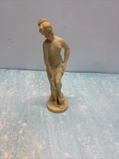 Vintage Statue Venus De Milo Classic Figure 9 Inches Tall