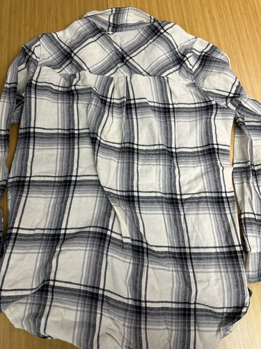 NEW Gap Women's Relaxed Fit Button Up Flannel Shirt Size Small NWT Deema Plaid - Picture 6 of 6