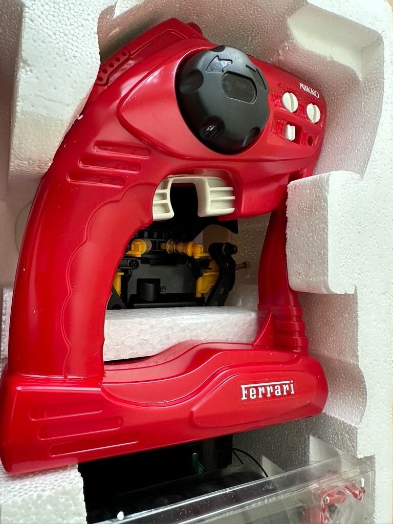 ENZO FERRARI by NiKKO - 1:14 R/C Evolution Series - 2 Chnl Digital