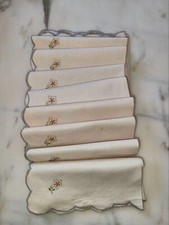 8 TOVAGLIOLI IN LINO RICAMO A MANO FLOREALE, MISURE 41 X 41 CM.