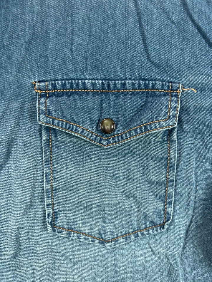 Mossimo Para Hombres Medianas Camisas Denim Perla Broches de presión Ajuste deportivo Azul Jean Manga Larga Foto 4 de 4