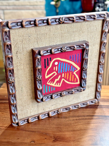 Vintage BIRD Mola Kuna Panama Hand Sewn Textile Folk Art - 16" Wood Burlap Frame