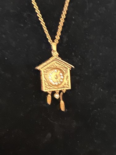 Vanda USA Cuckoo Clock Locket Necklace Solid Perfume kitsch 24”Gold Tone Vintage - Picture 3 of 12