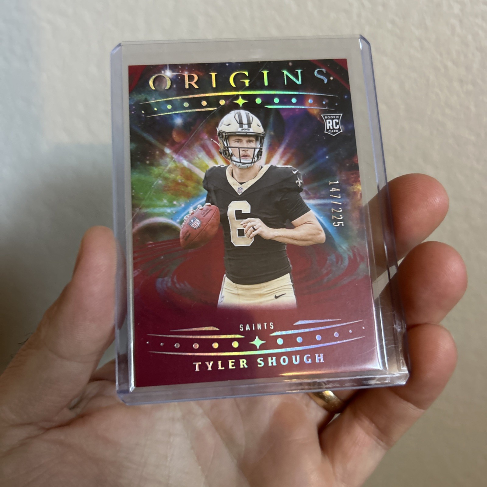 2025 Panini Origins - Rookies Tyler Shough, Tyler Shough #117 Red /225 (RC)