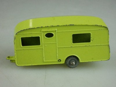 23b Berkeley Cavalier Caravan - 39518 Matchbox Regular Wheels