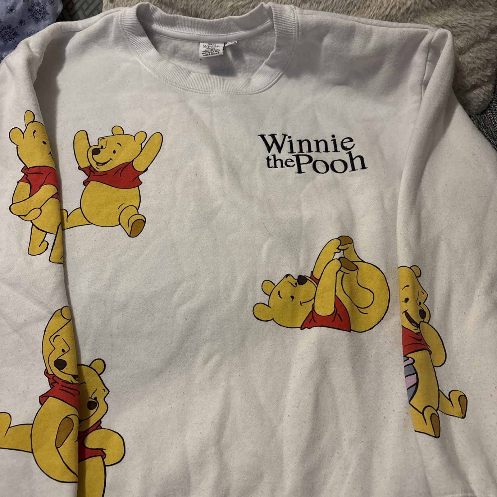 Disney Winnie The Pooh All Over Sweatshirt White LARGE