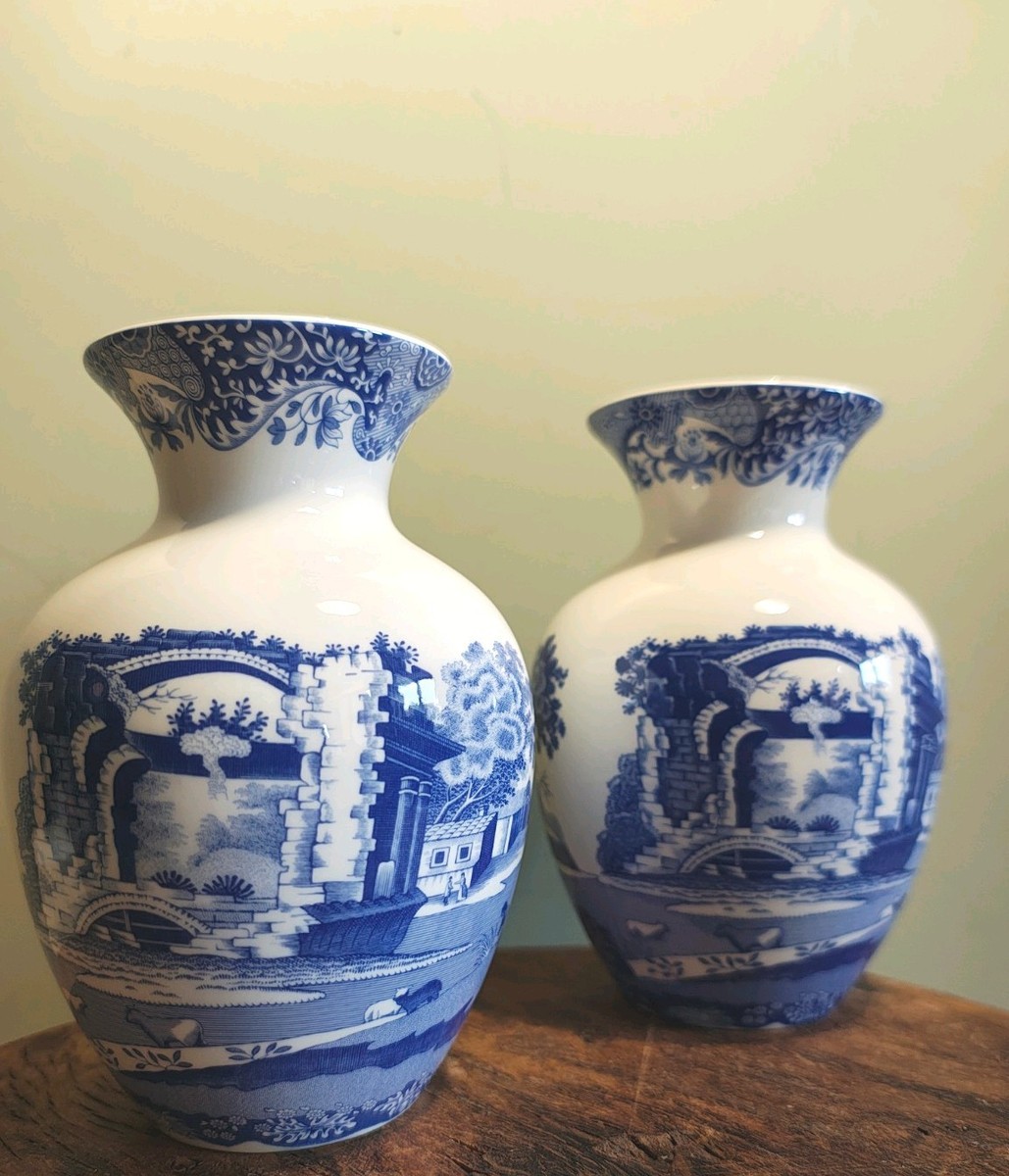 Spode Blue Italian Pair Baluster Flower Vase 15 cms Tall Excellent