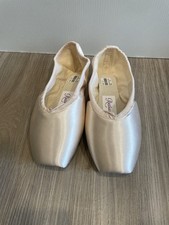 New RUSSIAN POINTE BRAVA PONTE SHOE size 40 width 4 vamp 2 soft Pink
