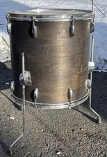 16” Floor Tom Tama Refinished