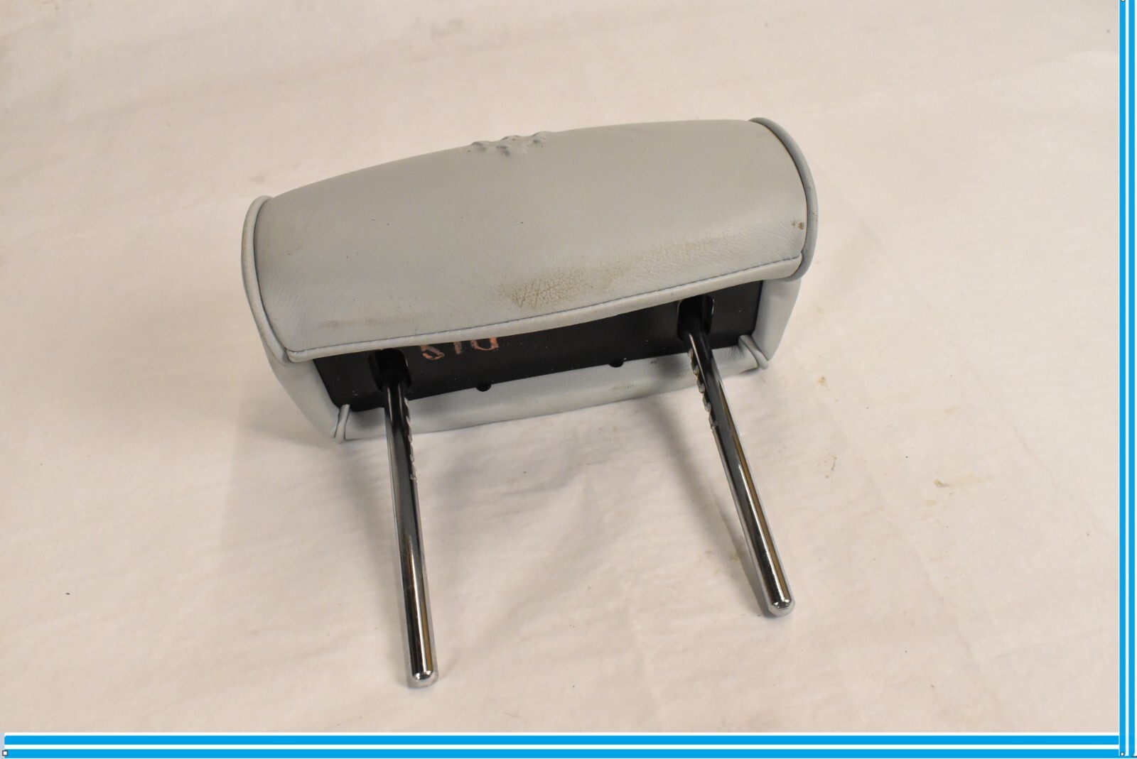 Maserati Quattroporte 2004-2008 Front Headrest Gray
