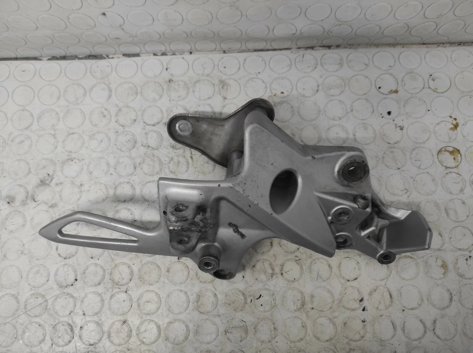 Pedal De Apoyo Anterior Izquierdo BMW F800 R 2009/2011 7678669 - Imagen 2 de 4