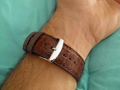 Bracelet Homme En Cuir Crocodile Véritable - 20 Mm - Marron Foncé Mat - Fabriqué En France