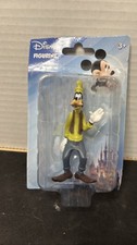 Disney Goofy Figurine Beverly Hills Teddy Bear Co. 3