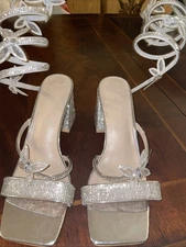 Wild Diva Women's Heeled Shoes Size 10 White Rhinestones Open Toe Ankle Strap
