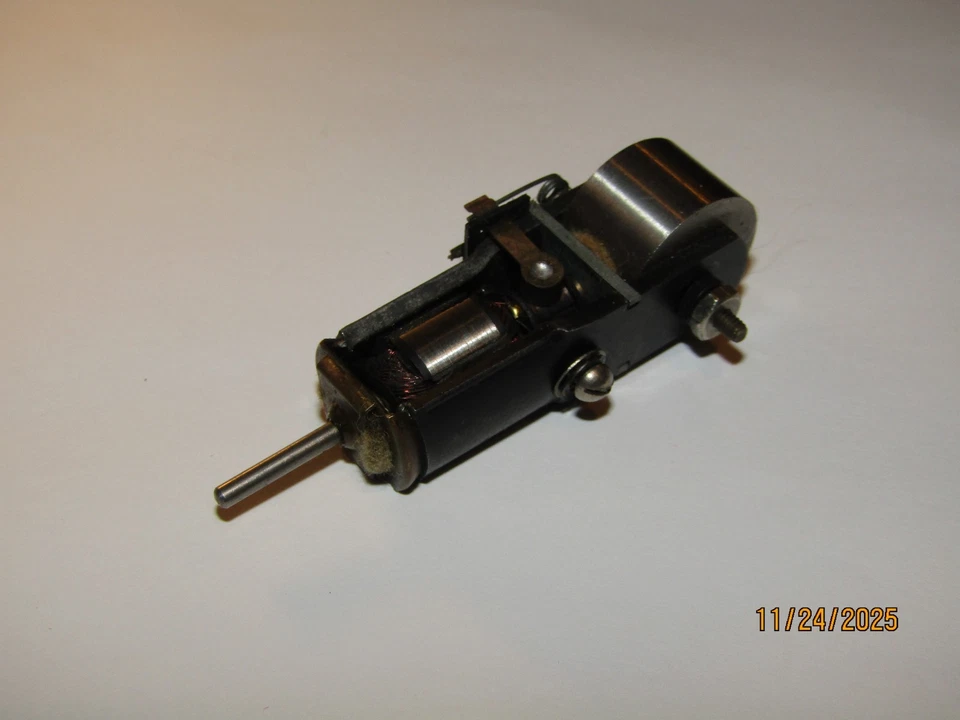 Vintage Pittman Style ? HO Locomotive 12V DC Motor Tested - Image 2 of 4