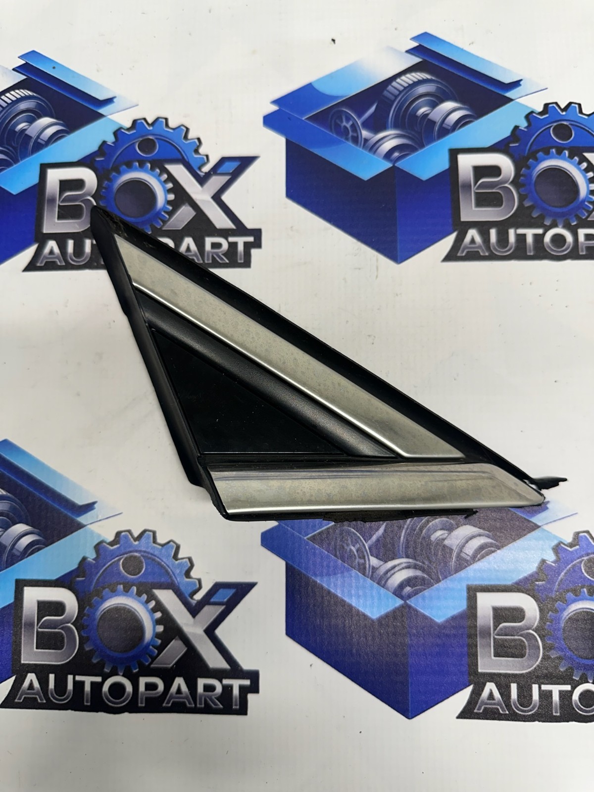 2016 FORD FUSION Right Fender Moulding PN: S73-f16004 OEM