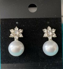 New Silver Plated White 10mm Pearl  Crystal Flower Stud Dangle Drop Earrings