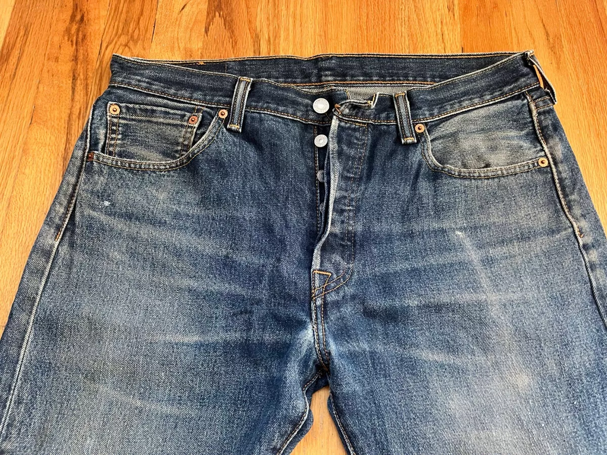 Levi s 501 Button Fly Jeans 33x30 Style 005010115 Color Rinse Dark Wash