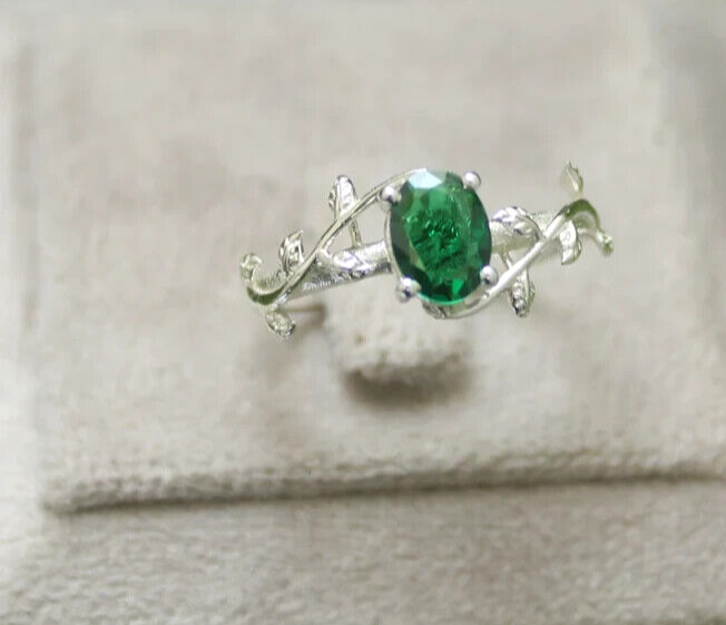 Leaf Shape Emerald Engagement Ring in 925 Sterling Silver Handmade-image