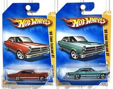 2009 Hot Wheels 66 Ford Fairlane Gt 2 Color Variation Lot 2009 Hot Wheels 66 Ford Fairlane Gt 2 Color Variation Lot