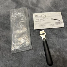 Pampered Chef Lemon Zester / Scorer #1133