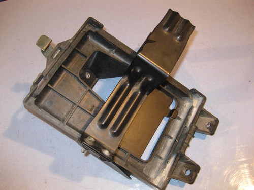 Opel Frontera B 3.2i Facelift: Halter für Motorsteuergerät, Steuergerät *1509