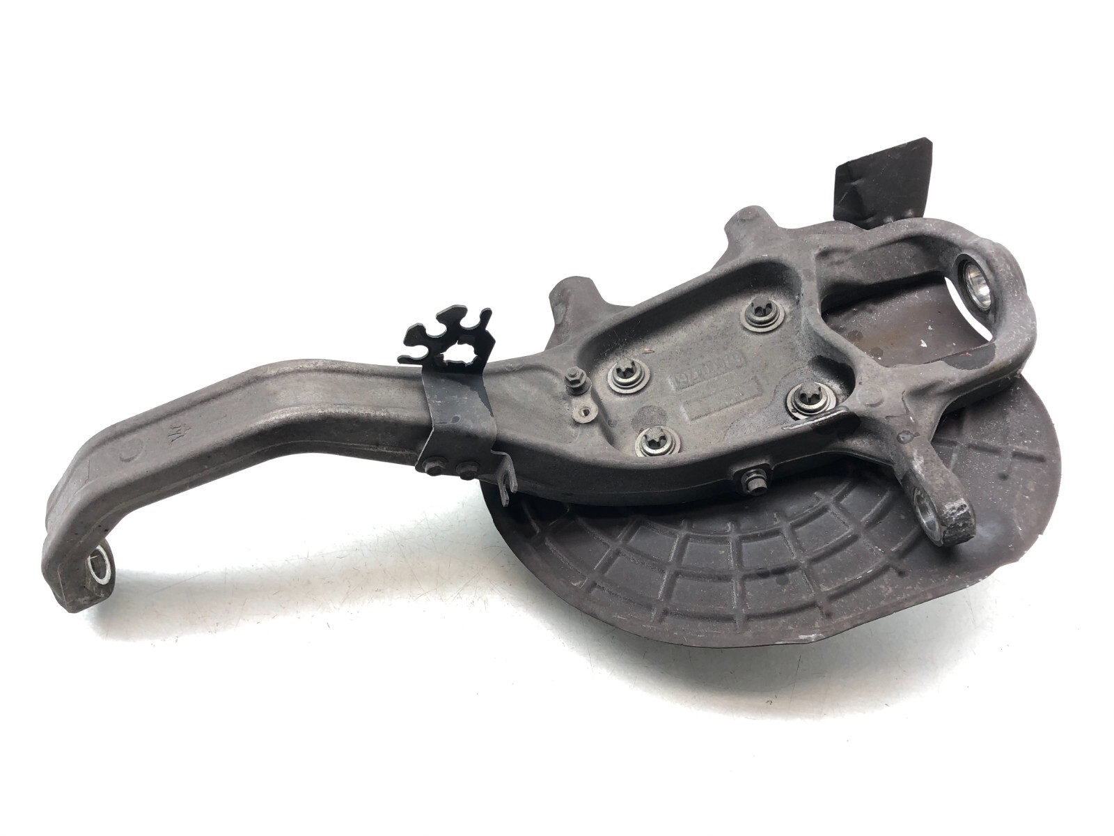 2014-2017 MASERATI GHIBLI S RWD LEFT DRIVER FRONT SPINDLE KNUCKLE HUB OEM.
