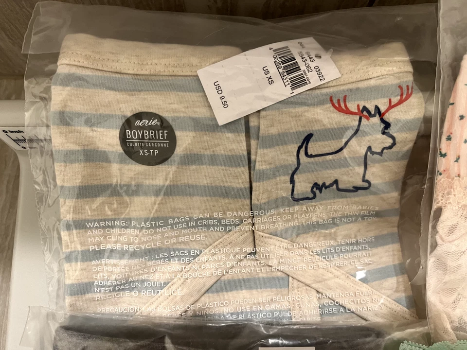 NUEVAS bragas cortas Aerie 6 piezas para niños - rayas/encaje/gris/como nuevas - para mujer talla XS Foto 2 de 4