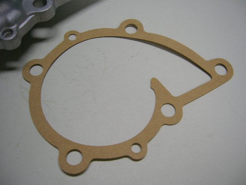 DATSUN 1200 1000 Water Pump Assy Non Cooler Model (For B110 B310 NISSAN A12 A15) - Picture 5 of 12