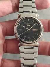 RARE Vintage Seiko 5 Automatic 17J Military Black Dial Fancy Round Lugs Watch