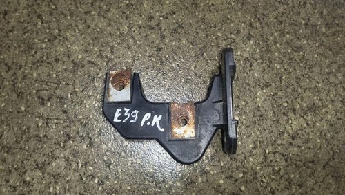 BMW 5 Touring E39 Stoßstangenhalter vorne rechts 51118159361 2.49 33750589