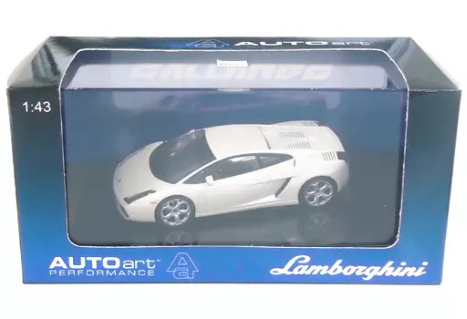 AUTOart Lamborghini Gallardo Balloon White 54564