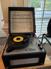 Hamilton Model 910 4 Speed Vintage Travel Record Player Tested Works Clean