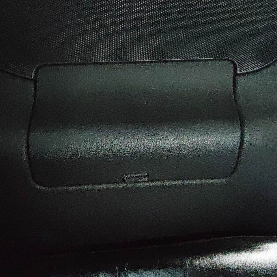 Réparation compartiment passager arrière AUDI TT 8N / MK1 - 8N8867035, 8N8867036 - Photo 3/4