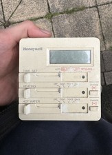 Honeywell Home St699 Twin Channel Programmer 24 Hour