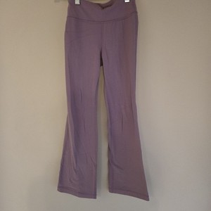 Athleta Girl High Rise Chit-Chat Flare Pants Size Small 7 Youth  Purple