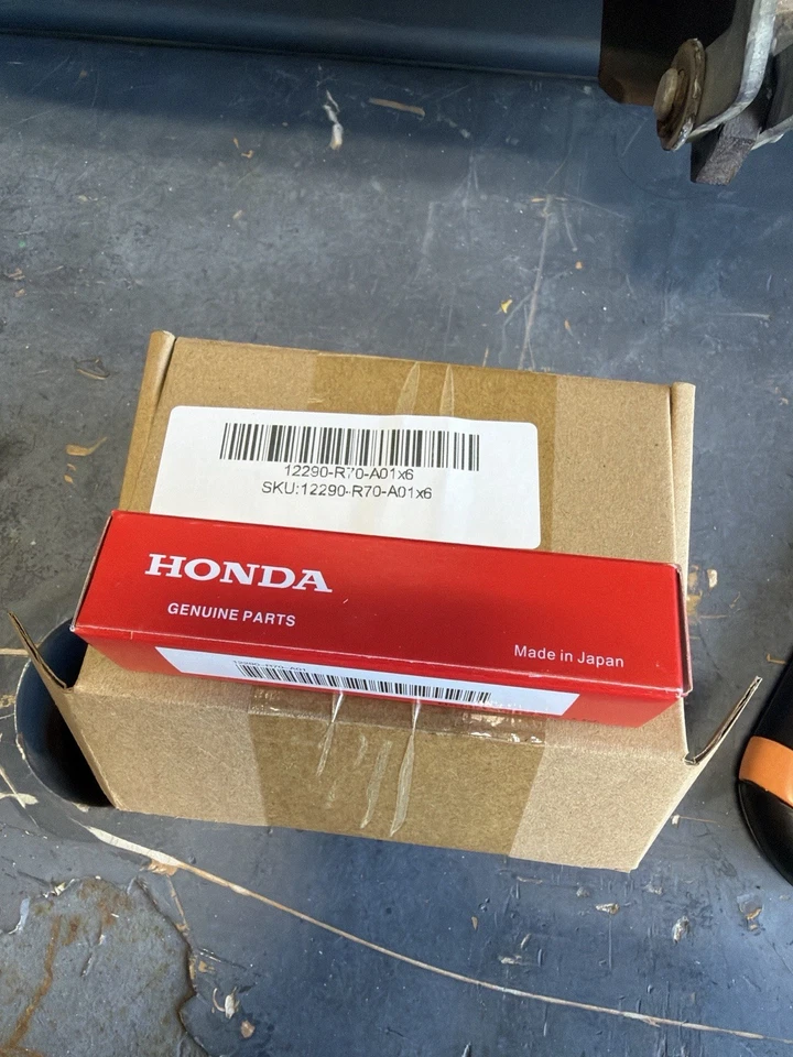 Honda Genuine NGK Spark Plugs 12290-R70-A01 LZKR7B-11 (6 Pack, Made in Japan) - Image 4 of 4