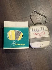 Hero Accordion Satchel - UC 100 -  Made In China - Rare Model With BOX - WORKS!