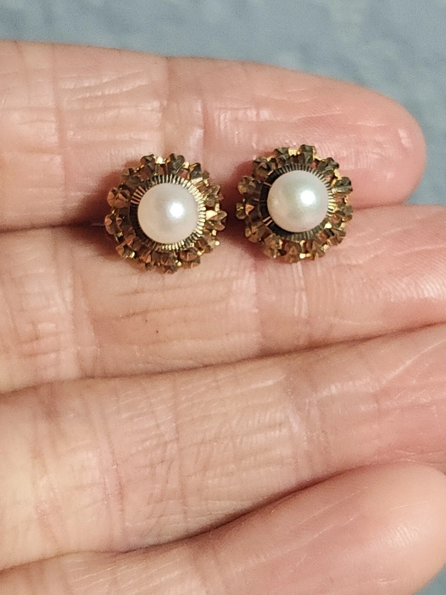 9ct pearl shop earrings