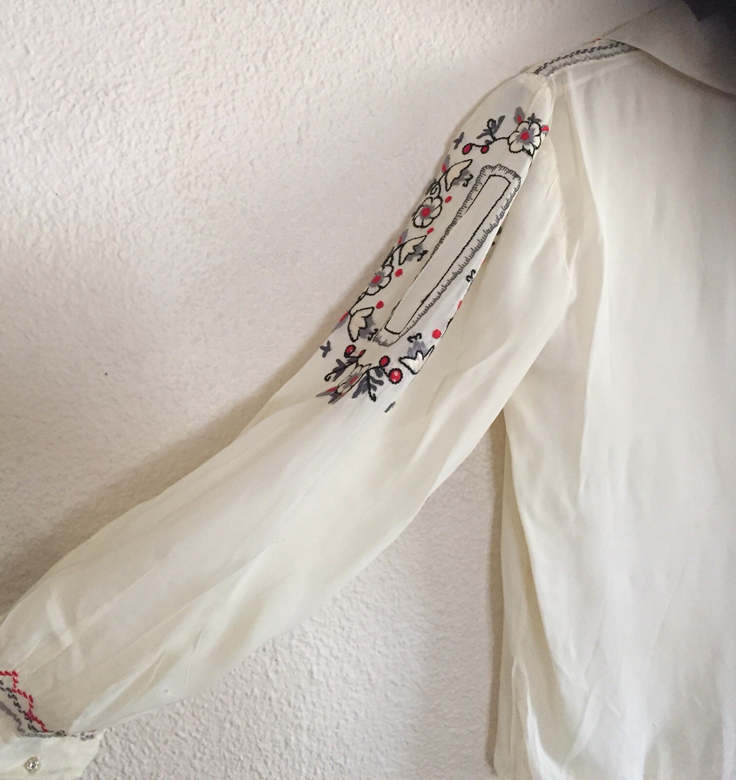 Picture 5 of 12